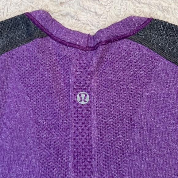 Lululemon Run: Swiftly Tech Long Sleeve Size 8
Tender Violet / Black - Picture 10 of 16